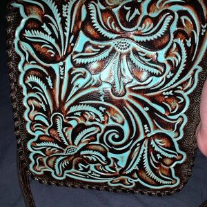 LIKENEW Patricia Nash Authentic Leather CrossBody